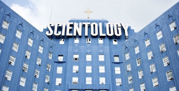 scientology-sign-big-blue